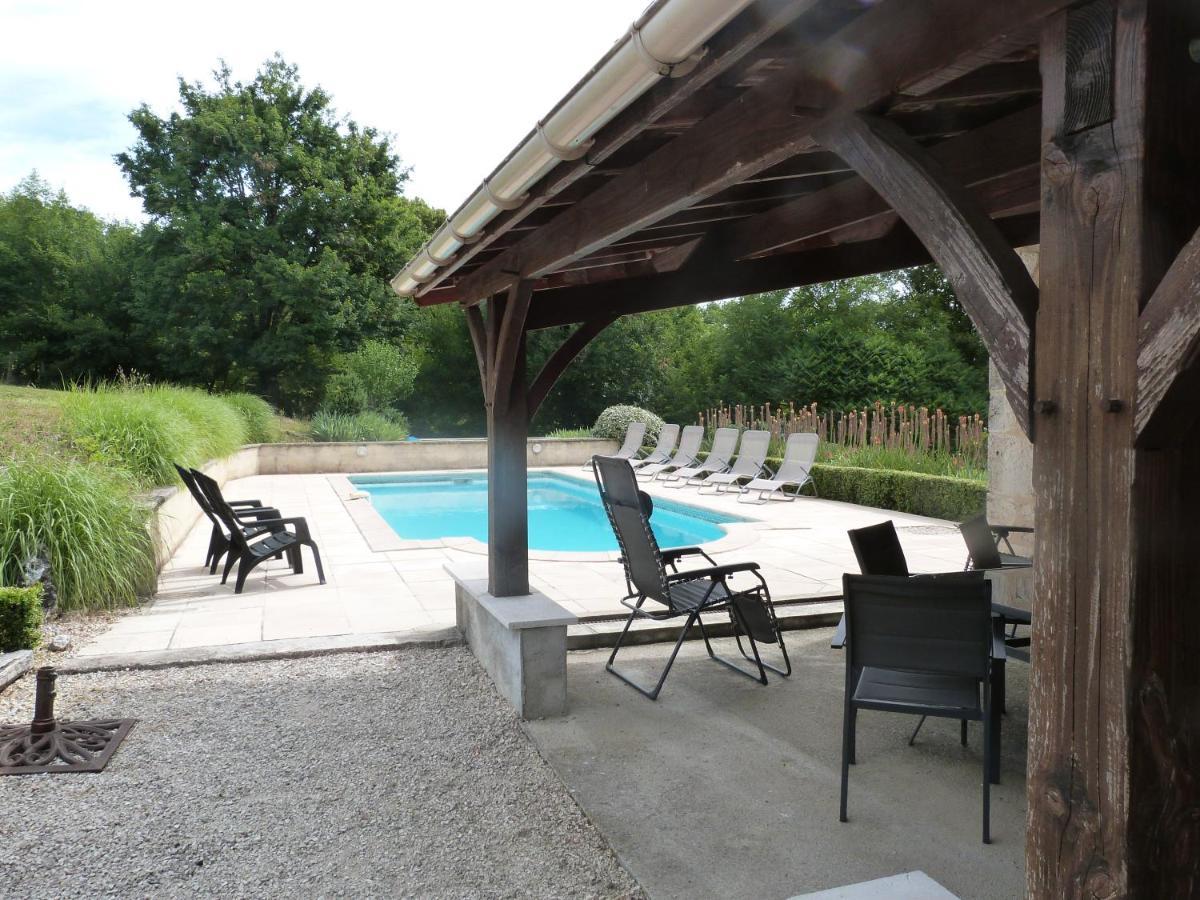 Gite Avec Piscine Proche De St Cirq Lapopie Berganty Zewnętrze zdjęcie